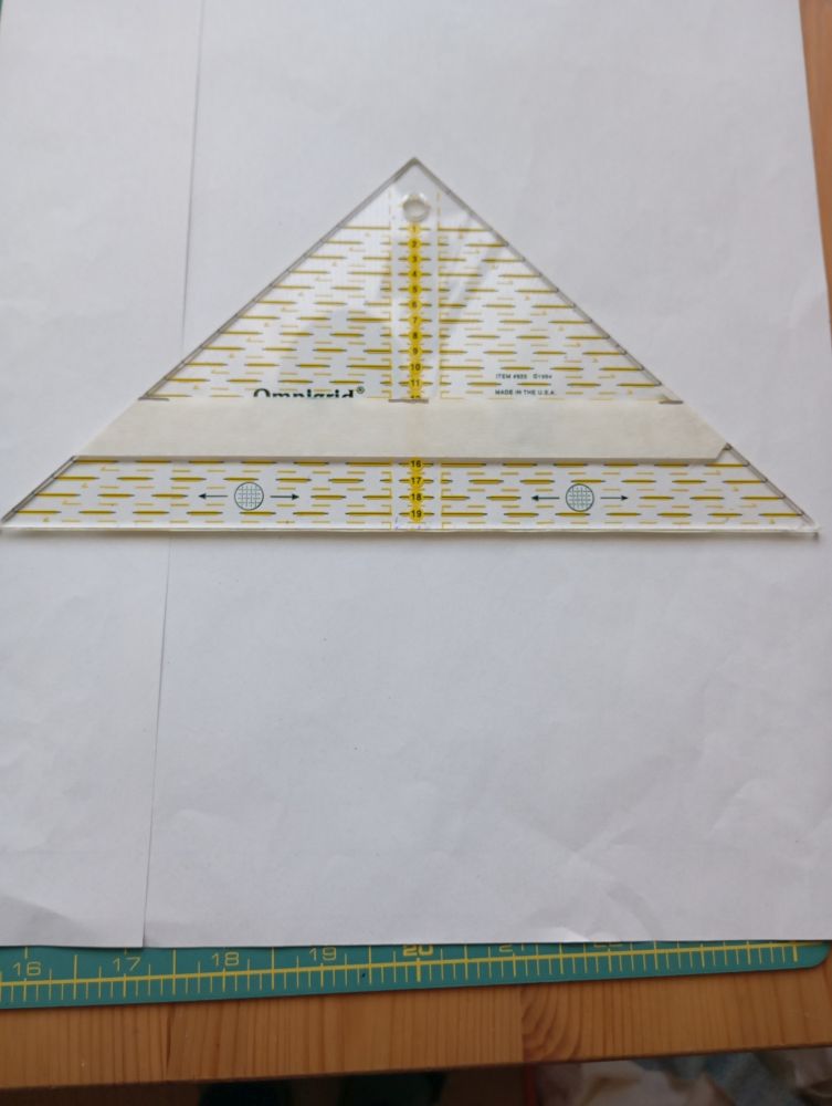 szegély szabása – Egyszerűbb futó – Foltvarrók napja 2026