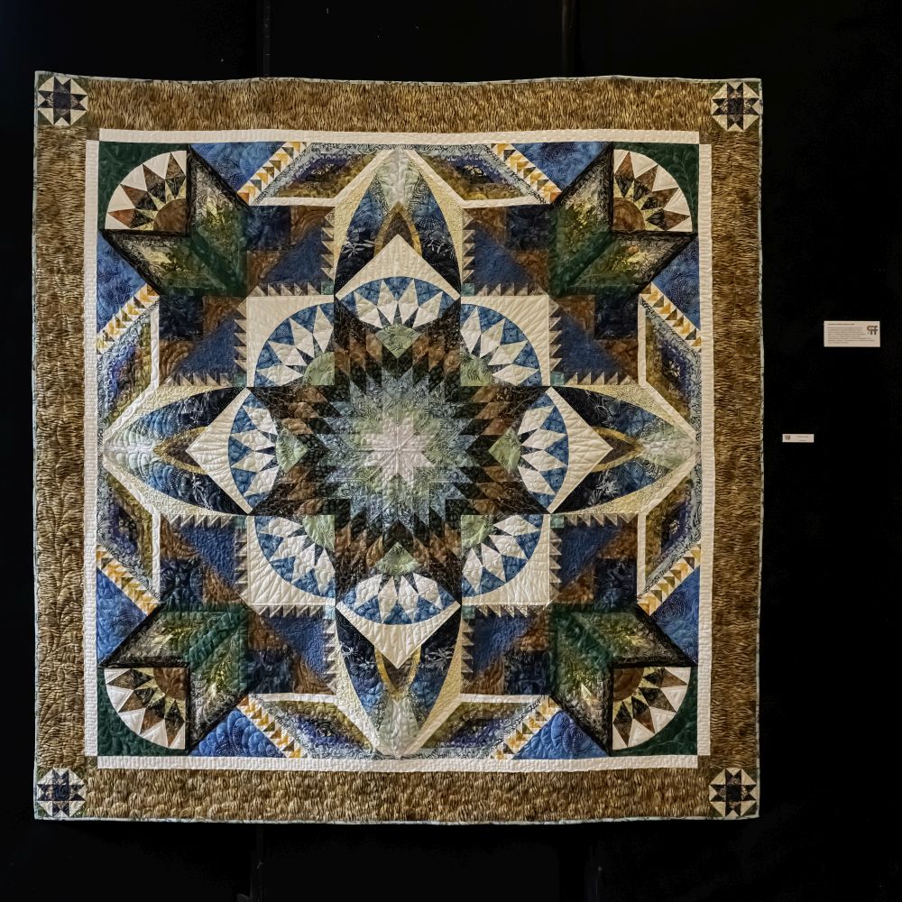 OFF 2025 Kiállítások – 324