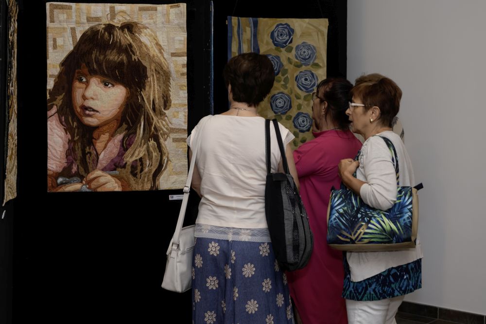 OFF 2025 Kiállítások – 333