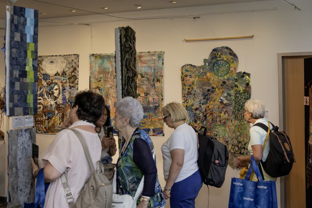 OFF 2025 Kiállítások – 337