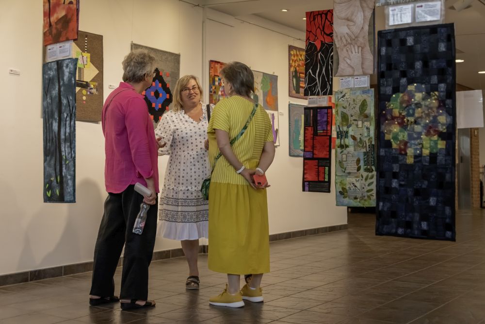 OFF 2025 Kiállítások – 339