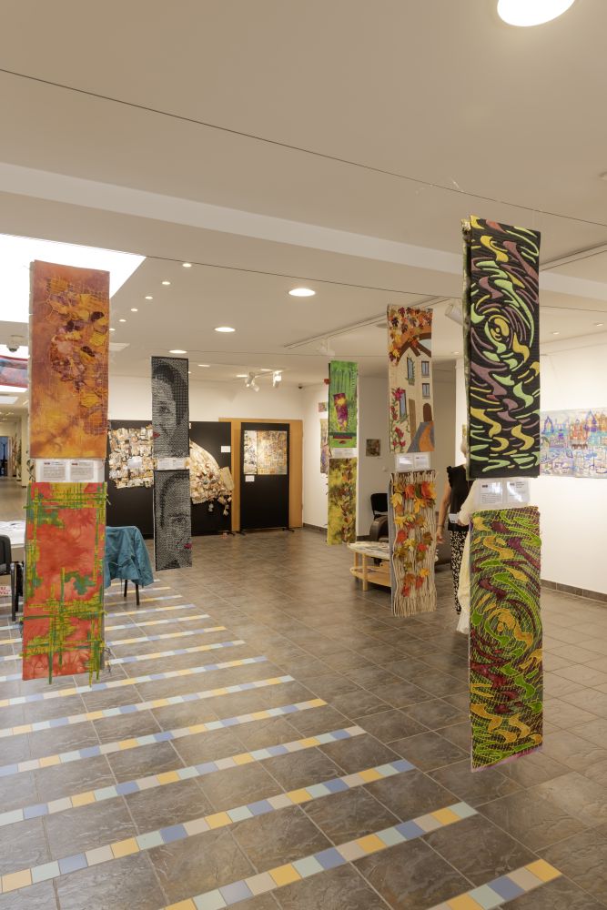 OFF 2025 Kiállítások – 352