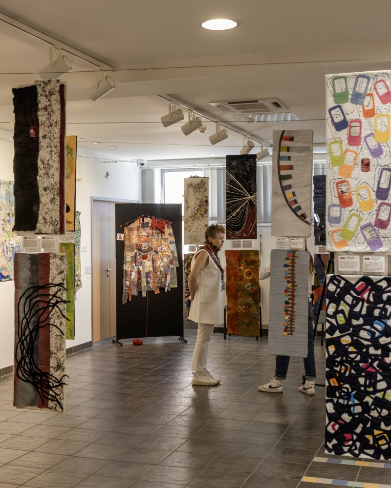 OFF 2025 Kiállítások – 357