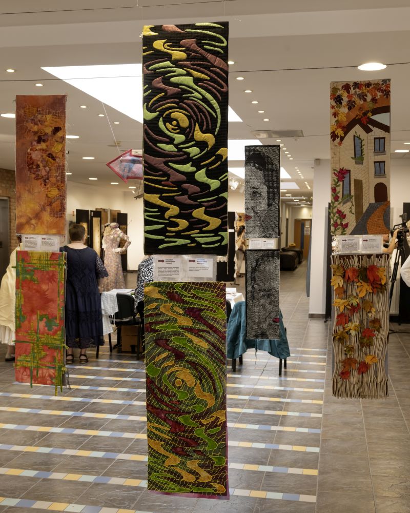 OFF 2025 Kiállítások – 376