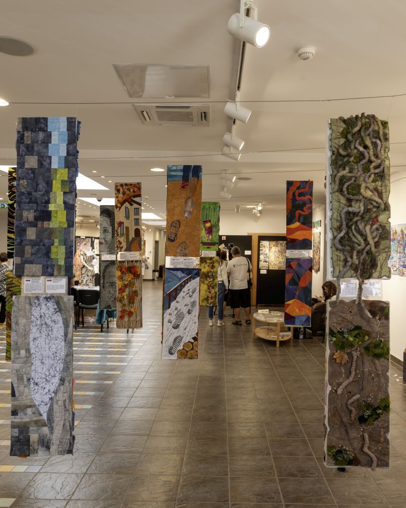 OFF 2025 Kiállítások – 377