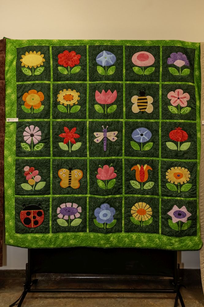 OFF 2025 Kiállítások – 406