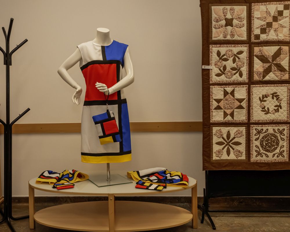 OFF 2025 Kiállítások – 409