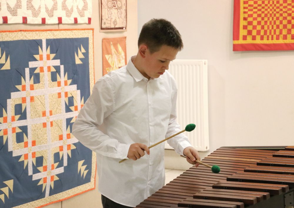 Foltos Kékmadár – 12