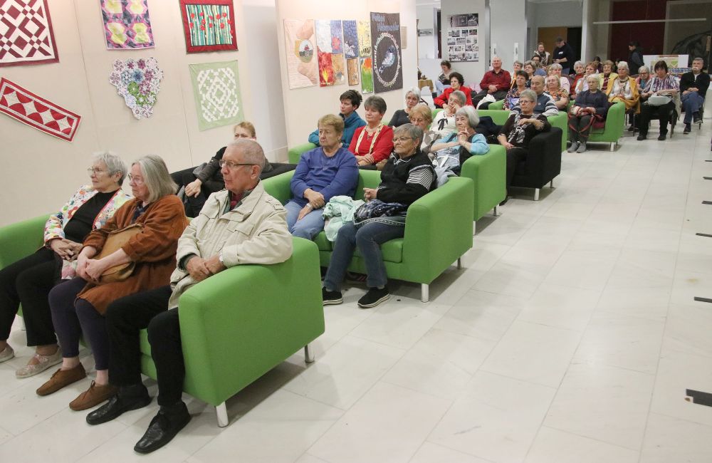 Foltos Kékmadár – 17