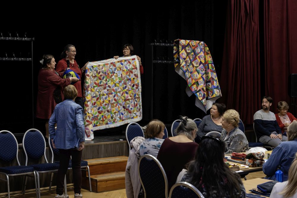 Békási Foltvarrók 2025 november – 90