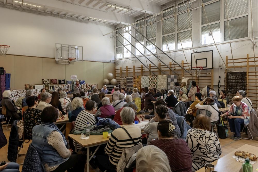 04 – Bakancsosok – Az utolsó öltés ünnepe