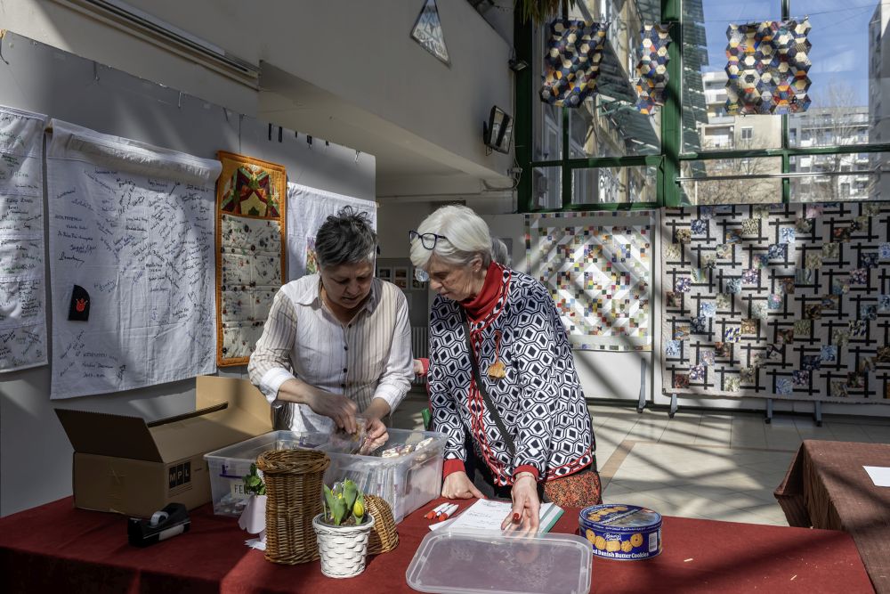 27 – Bakancsosok – Az utolsó öltés ünnepe