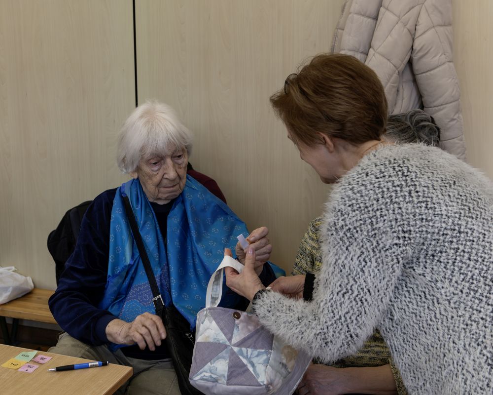 33 – Bakancsosok – Az utolsó öltés ünnepe