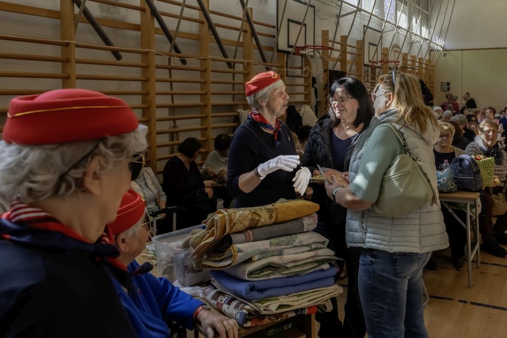 53 – Bakancsosok – Az utolsó öltés ünnepe