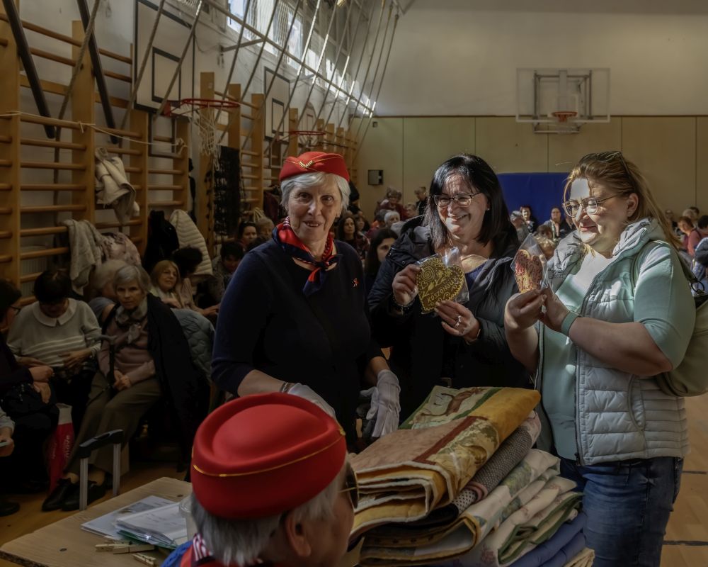 54 – Bakancsosok – Az utolsó öltés ünnepe